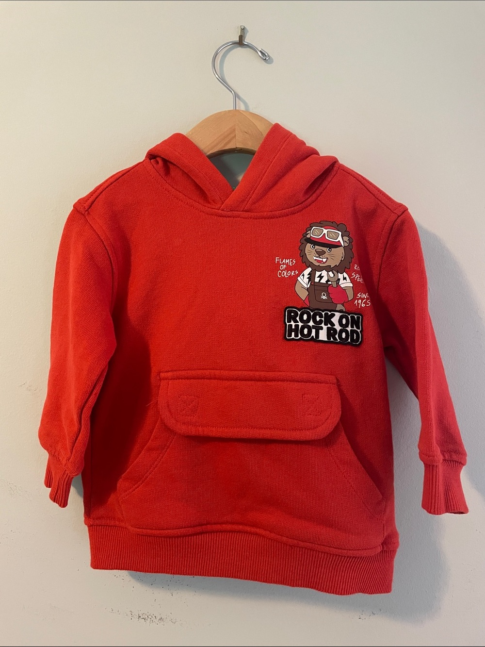 United Colors of Benetton boy Red Hooded Sweatshirt size: 12-18months